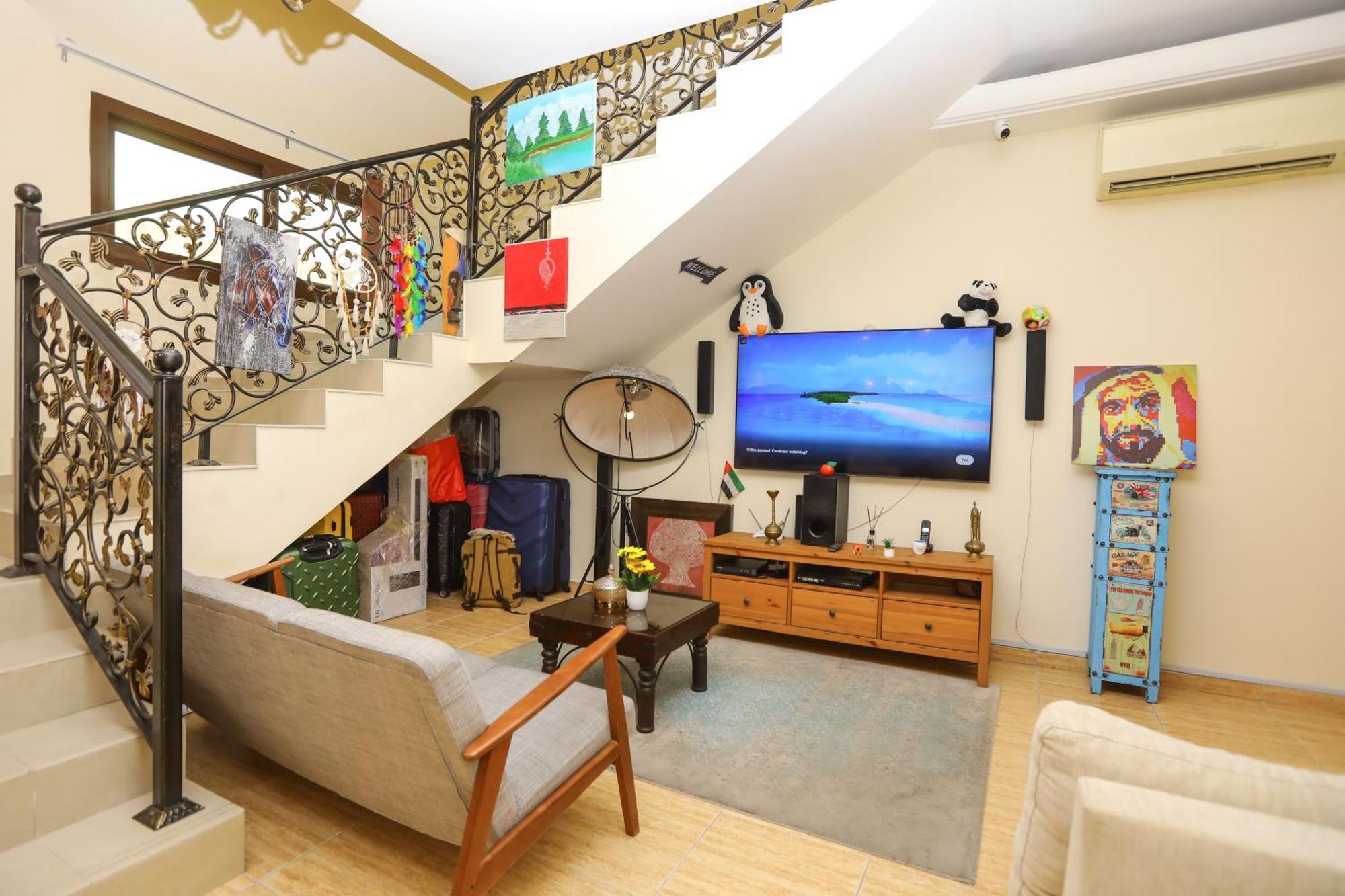 The Villa Hostel - By Lunar อาบูดาบี ภายนอก รูปภาพ